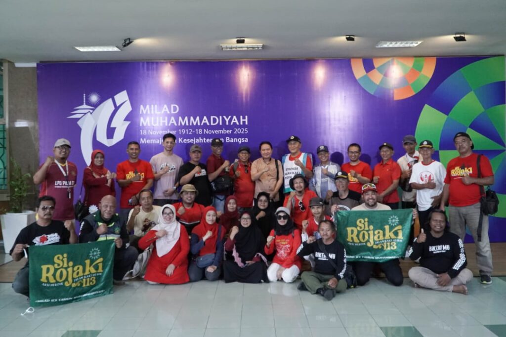 Jelang Milad, Muhammadiyah DIY Gaungkan Dakwah Sehat Lewat Jalan Kaki 113 Km