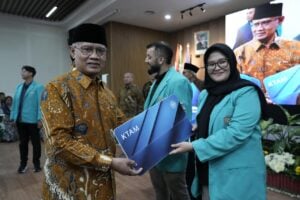 Bangga Ber-KTAM: Ekspresi Identitas dan Komitmen Berorganisasi