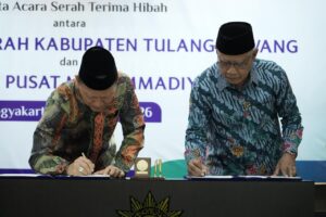 PP Muhammadiyah Terima Hibah Pemkab Tulang Bawang, Haedar Nashir Tegaskan Komitmen Profesional
