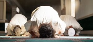 Tanpa Adzan Dan Iqamah Berikut Tata Cara Salat Gerhana - Tanpa Adzan