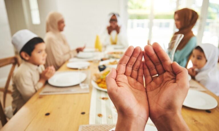 Bukan Bulan Sial, Mari Perbanyak Puasa Sunah di Bulan Muharram