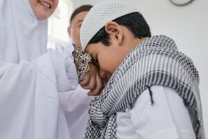 Mendidik Anak Untuk Syukur Husnuzan Dan Ikhlas Jadi Bekal Menghadapi Masa Depan