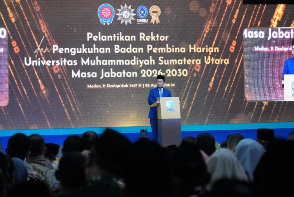 UMSU Kukuhkan Akrim sebagai Rektor periode 2026-2030