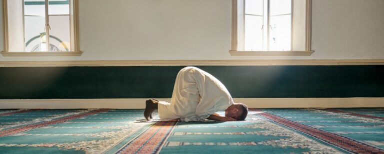 Husnuzan Kepada Allah Menjadi Kunci Husnul Khatimah - Husnuzan kepada Allah Menjadi