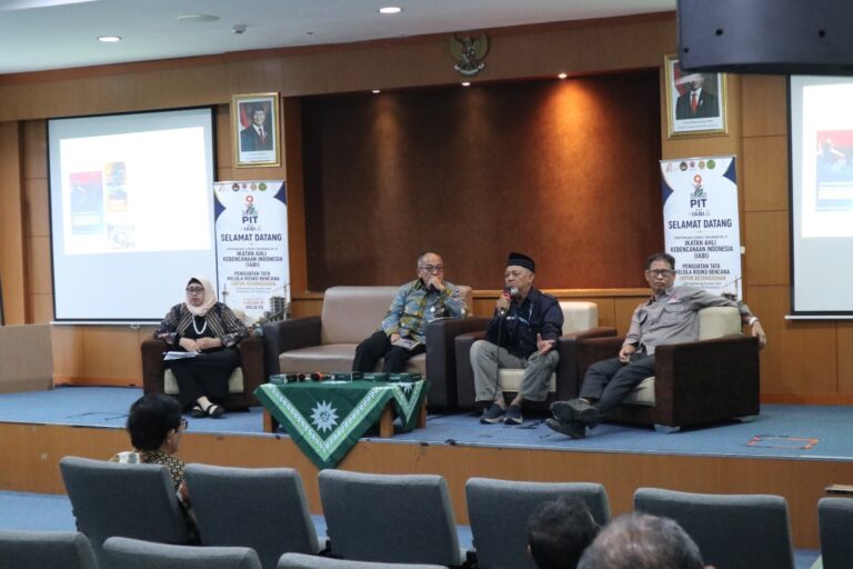 Mdmc Tekankan Peran Relawan Lokal Untuk Hadapi Bencana Hidrometeorologi - MDMC Tekankan
