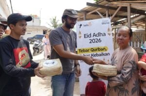 Tp Indonesia Dan Lazismu Hadirkan Kebahagiaan Kurban Untuk Kampung Nelayan Marunda -