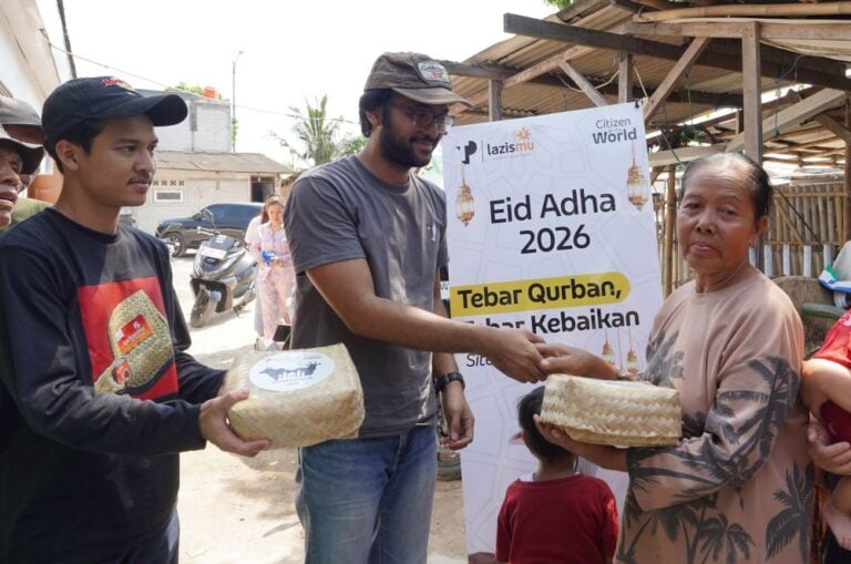 Tp Indonesia Dan Lazismu Hadirkan Kebahagiaan Kurban Untuk Kampung Nelayan Marunda -
