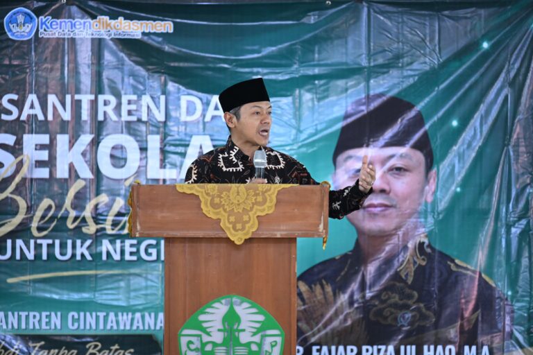 Silaturahmi Di Cintawana Fajar Riza Ul Haq Ungkap Pesan Khusus Haedar Nashir