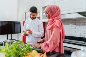 Islam Mengajarkan Gaya Hidup Sehat Melalui Pola Makan Dan Olahraga - Islam