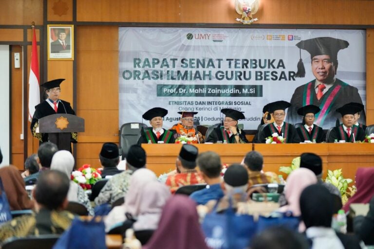 Tahniah Untuk Prof. Mahli Zainuddin, Haedar Tekankan Tanggung Jawab Guru Besar Membangun