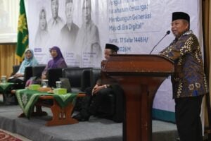 Jangan Serahkan Tumbuh Kembang Anak Kepada Gadget - Jangan Serahkan Tumbuh Kembang