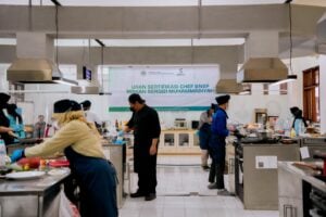 Muhammadiyah Sertifikasi Juru Masak MBM, Pastikan Mutu Gizi dan Keamanan Pangan