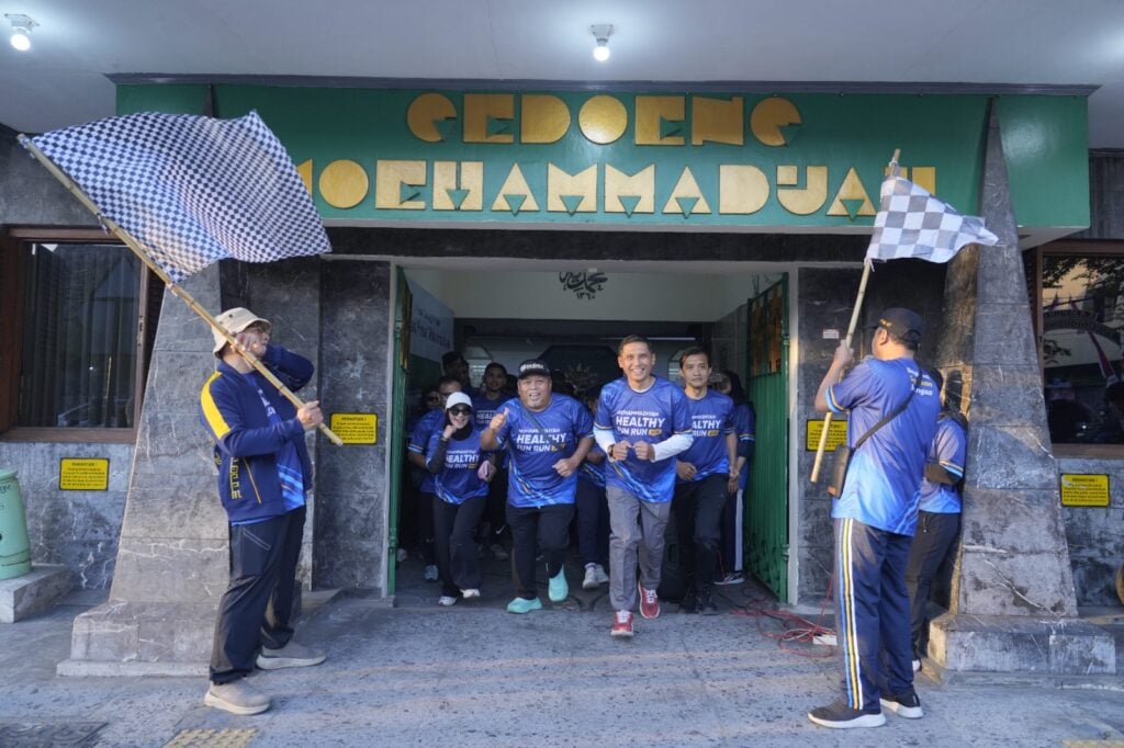 Sehat dan Gembira, Rekan Sekerja Kantor PP Muhammadiyah Ramaikan Healthy Fun Run
