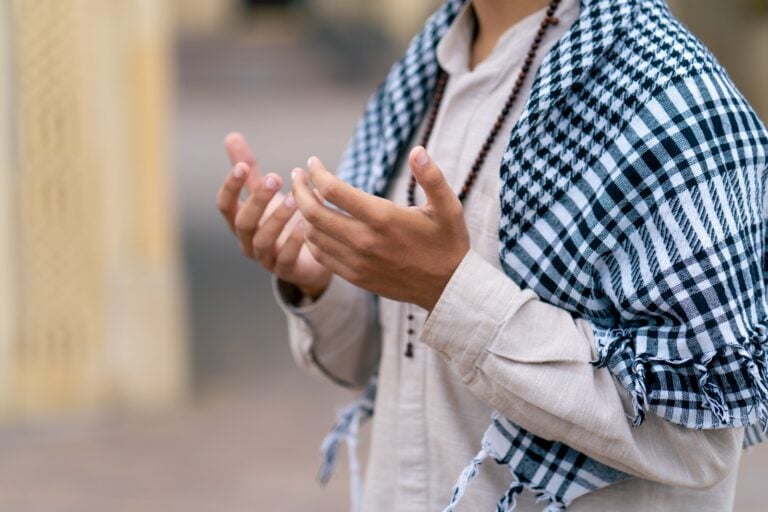 Adakah Khutbah Dalam Salat Istisqa - Adakah Khutbah dalam Salat Istisqa?