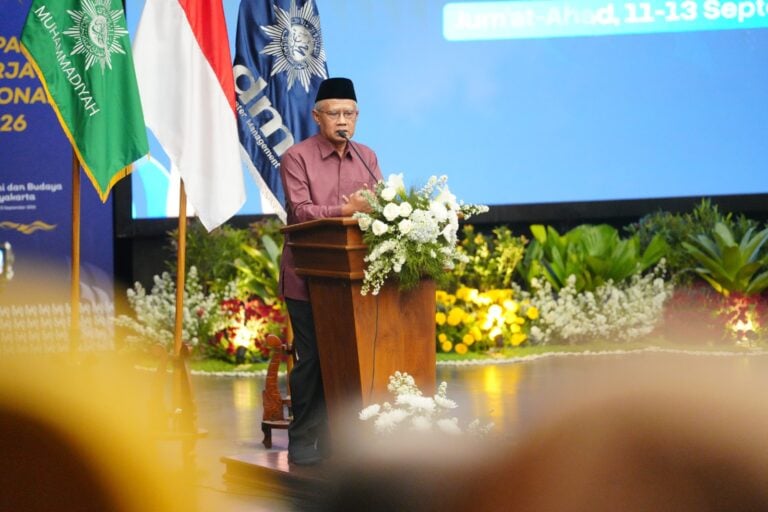 Haedar Nashir Tegaskan Jalan Muhammadiyah Membangun Tanpa Merusak - Haedar Nashir Tegaskan