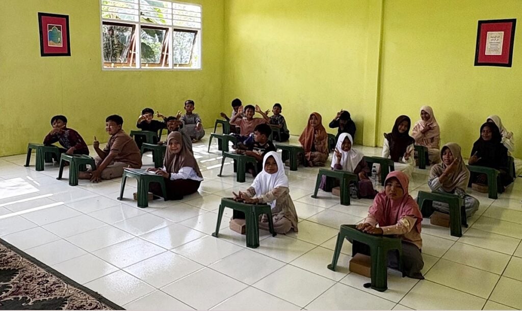 Lazismu BPKH RI Kolaborasi Bangun Ruang Kelas Madin di Sorong