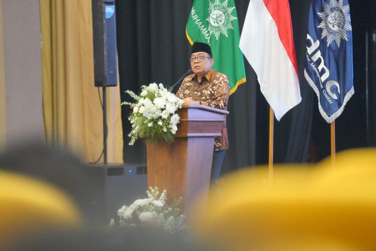 Menko Pmk Puji Sebut Muhammadiyah Menolong Pemerintah Tanpa Diminta - Menko PMK
