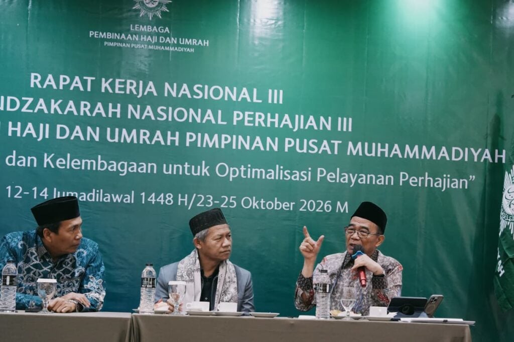 Muhadjir Effendy Dorong LPHU Muhammadiyah Garap Potensi Ekonomi Haji dan Umrah