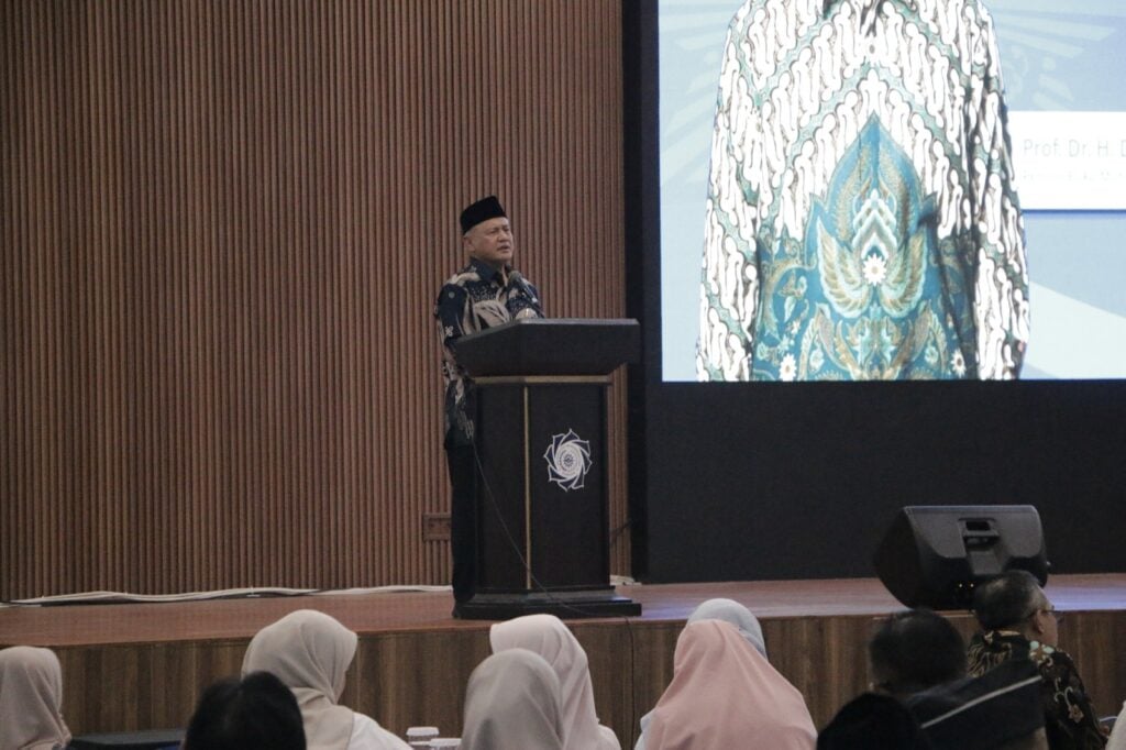 Dadang Kahmad Sebut Agama Perlu Adaptif Menghadapi Perkembangan Zaman